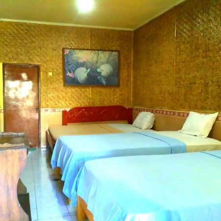 Dua Nina Homestay Gili Trawangan Buitenkant foto